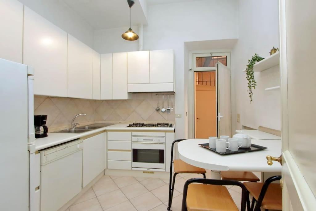 Navona Elegant Two Bedroom Apartment Rome Luaran gambar
